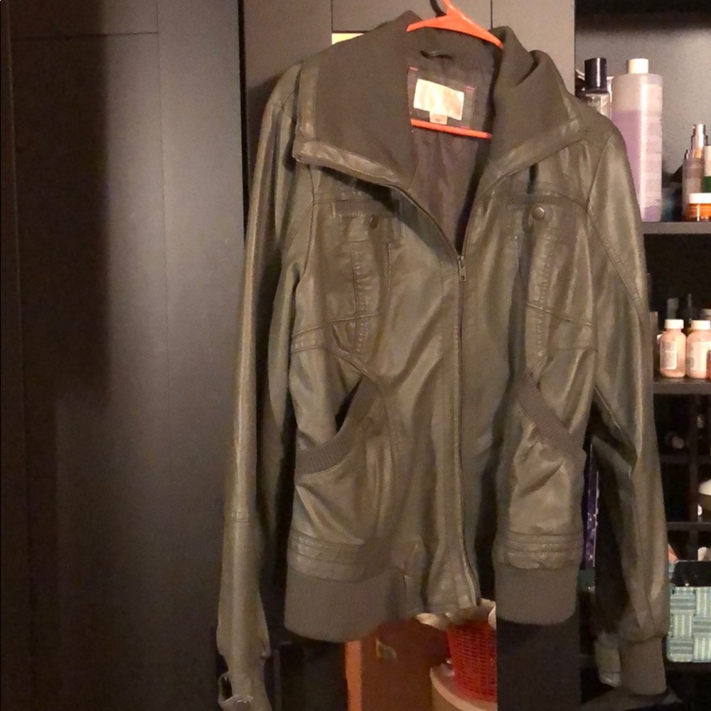 Grey  pleather jacket - Picture 2 of 2